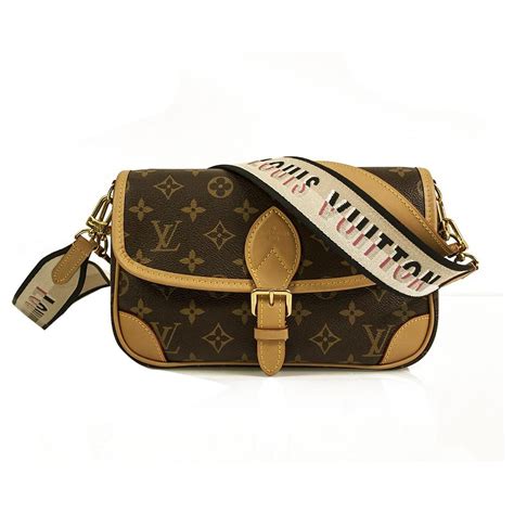 over the shoulder bag louis vuitton|Louis Vuitton detachable shoulder bags.